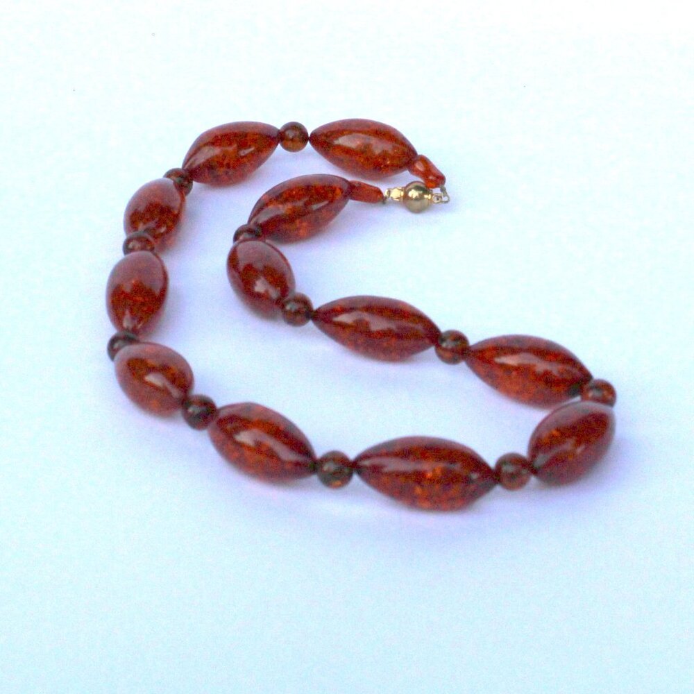 Vintage Amber Burgundy Color Necklace & Earrings Set, 18 inches - Picture 3 of 4